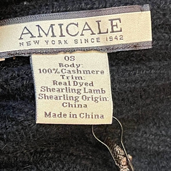 NEW Amicale Cashmere Beanie with Shearling Pom Black One Size main image 9